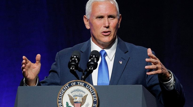 Ο Μ.Πενς ανέβαλε το ταξίδι του στη Μέση Ανατολή